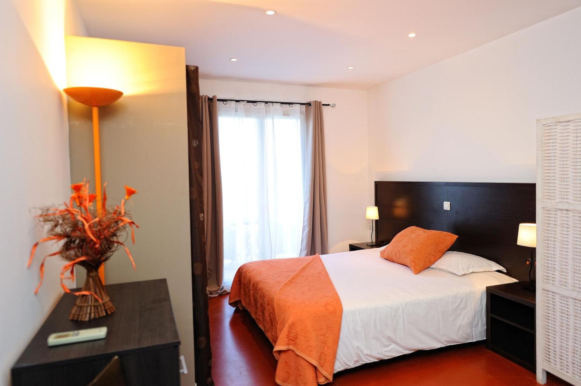 Appartement Du Tourisme Zonza Ruang foto